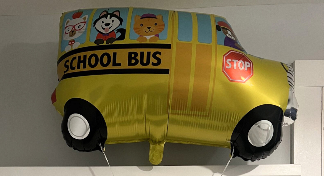 A school bus balloon