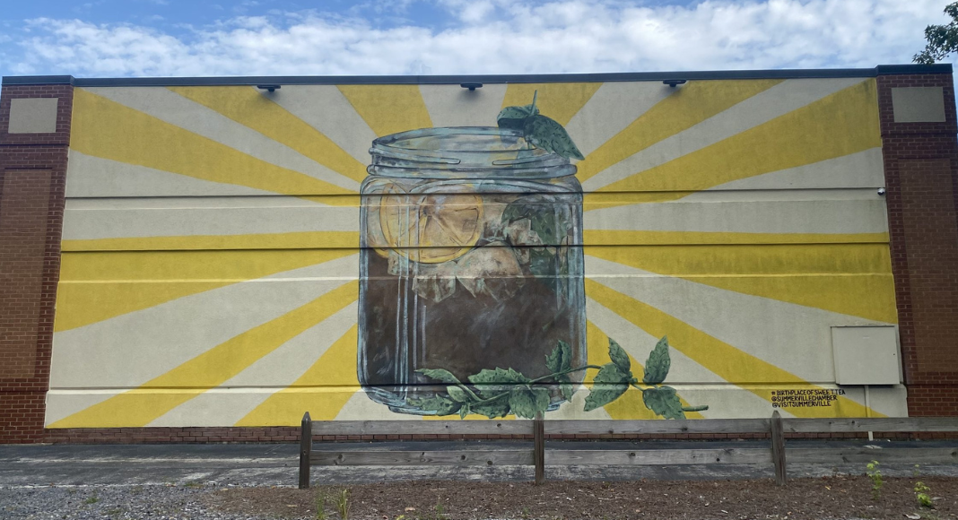 Sweet tea mural in Summerville