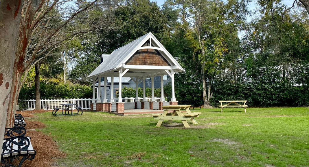 Shelter and picnic tables at Huger playground